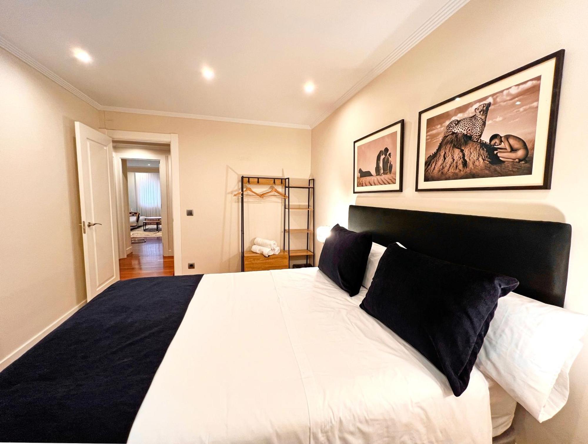 River Deluxe Con Garaje Gratis Bilbao Bagian luar foto