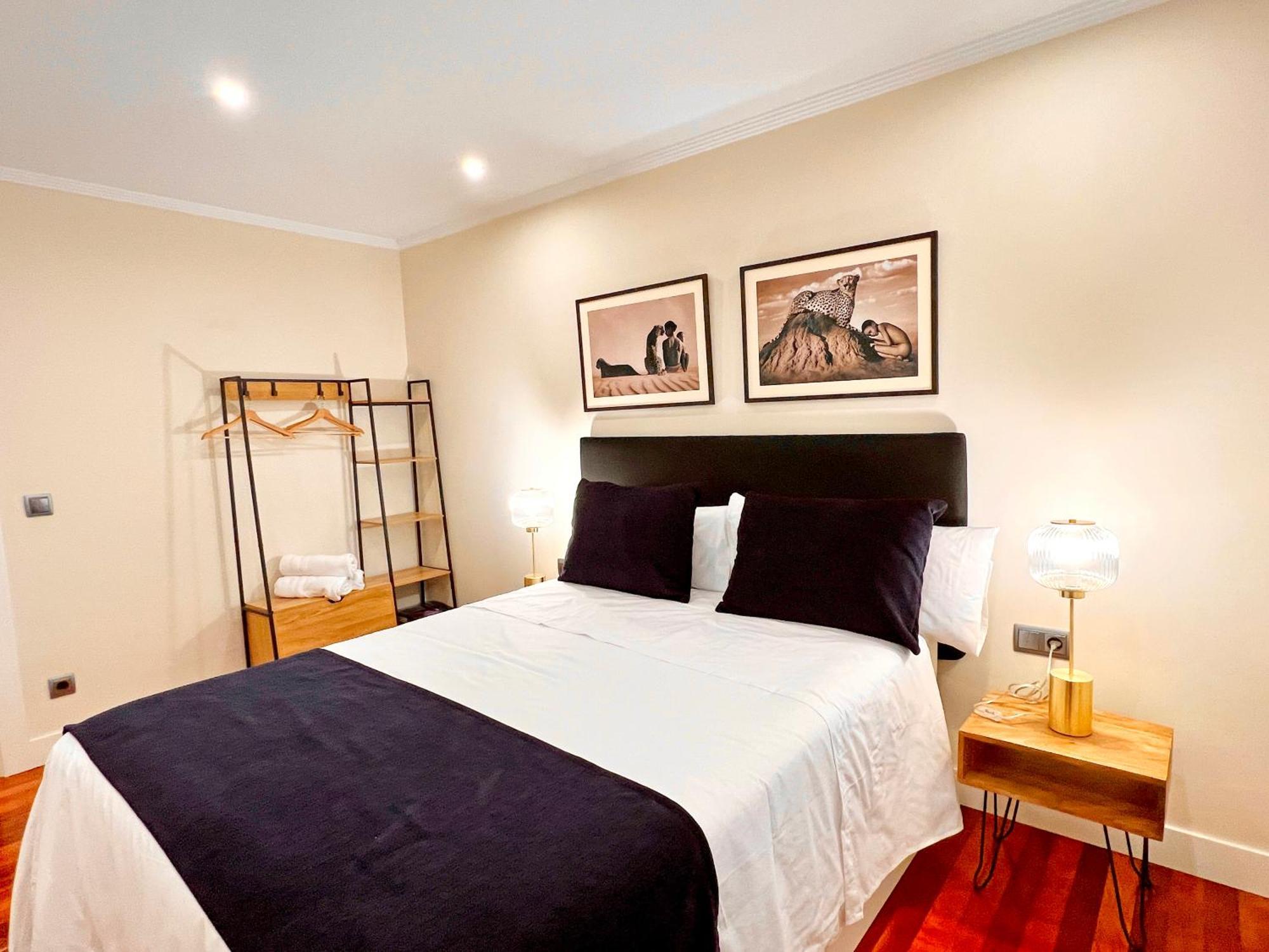 River Deluxe Con Garaje Gratis Bilbao Bagian luar foto